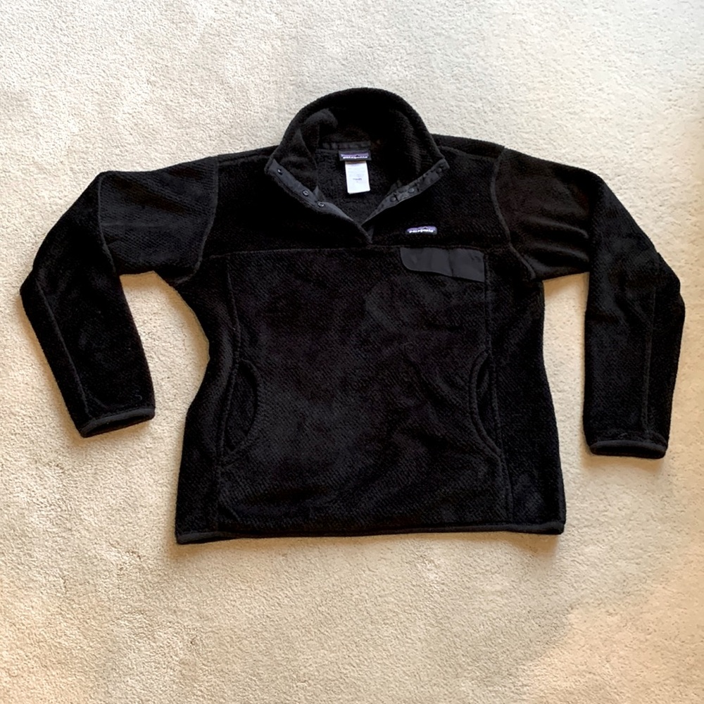 Patagonia women’s L black pullover